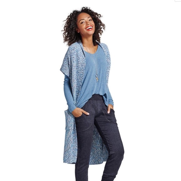 CAbi Sweaters - Cabi Duster Sleeveless Cardigan & LS Tee